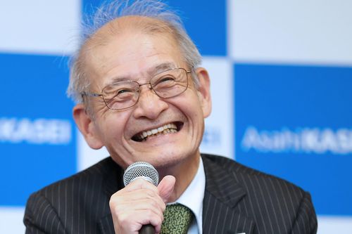 Nhật Bản góp mặt trong giải Nobel Hóa học 2019 nhờ công trình nghiên cứu pin lithium-ion
