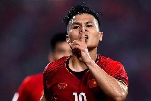 Bàn thắng đẹp mắt của Quang Hải giúp Việt Nam hạ Malaysia trên sân Mỹ Đình