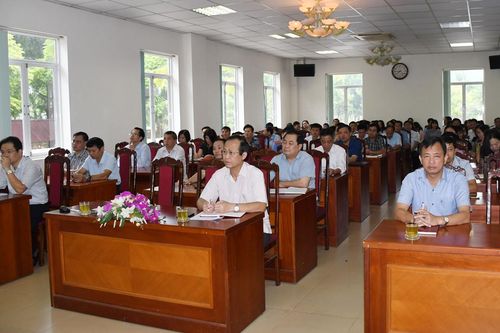 Tập trung tuyên truyền công tác chuẩn bị đại hội đảng bộ các cấp