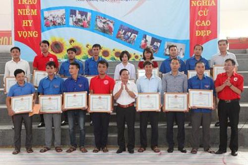 Đoàn viên, thanh niên xã Văn Phong tích cực tham gia hiến máu tình nguyện