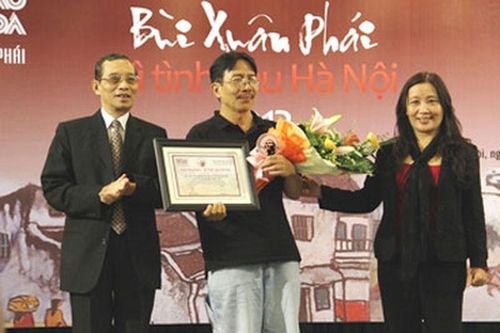 Thêm yêu Hà Nội qua từng trang sách