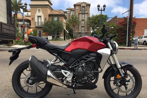Honda CB300R bán ra ở Việt Nam, giá 140 triệu đồng