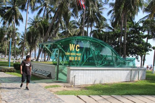 Khánh Hòa: Cần sớm hoàn thiện đề án nhà vệ sinh công cộng