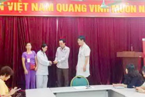 'Nghèo nhưng tiền đó là công sức của người khác'