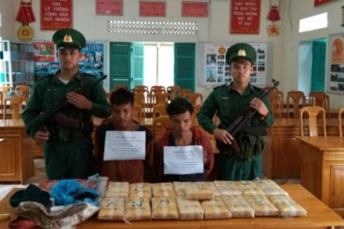 Phá dường dây ma túy từ Lào, thu giữ 100.000 viên ma túy tổng hợp