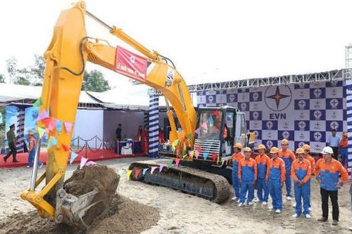 Đường dây 500kV mạch 3: Phải 'trảm' những nhà thầu làm dự án 'lai rai'