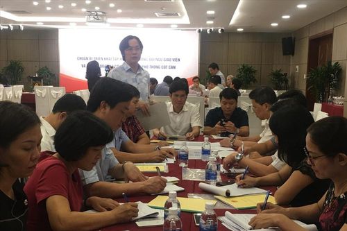 Triển khai chương trình giáo dục phổ thông mới: Xi nhan sớm, bẻ lái từ từ