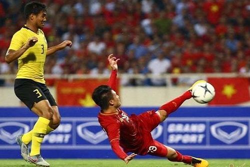 Thua trắng trước Việt Nam, HLV Tan Cheng Hoe không tham dự họp báo