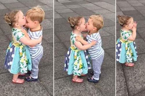 Khoảnh khắc vô cùng đáng yêu của cặp đôi nhí sau một nụ hôn