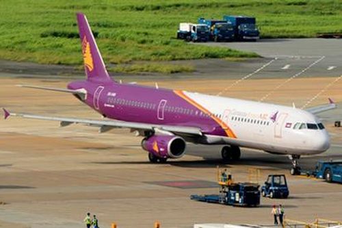 Khách thương gia Trung Quốc ăn cắp 4.500 USD trên máy bay