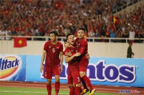 'Choáng' với số tiền mà ĐT Việt Nam được thưởng sau trận thắng Malaysia