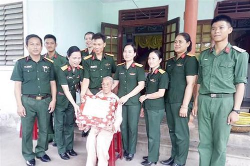 Gắn kết quân - dân qua những mô hình dân vận