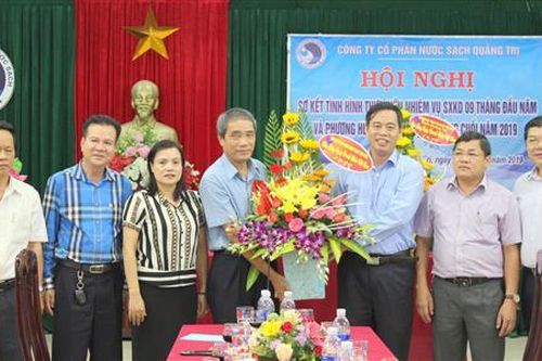 Thường trực Tỉnh ủy thăm, chúc mừng các doanh nghiệp nhân Ngày Doanh nhân Việt Nam