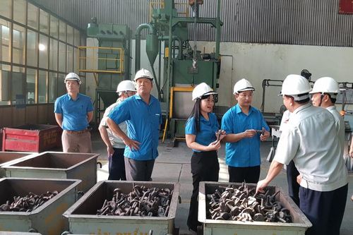 Phát huy dân chủ trong khối doanh nghiệp