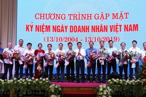 Gặp mặt các doanh nghiệp tiêu biểu nhân Ngày Doanh nhân Việt Nam