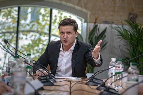 Tổng thống Ukraine họp báo 14h liên tục, phá kỷ lục của ông Putin