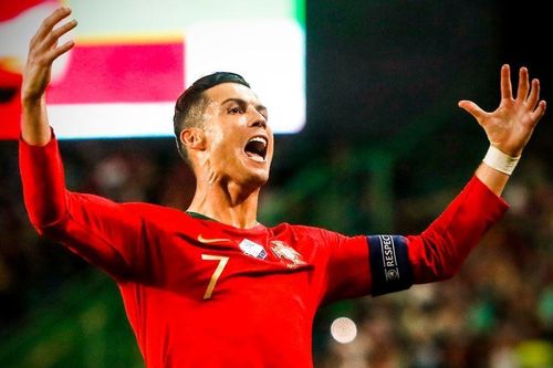 Ronaldo ghi bàn giúp Bồ Đào Nha thắng đậm ở VL Euro 2020
