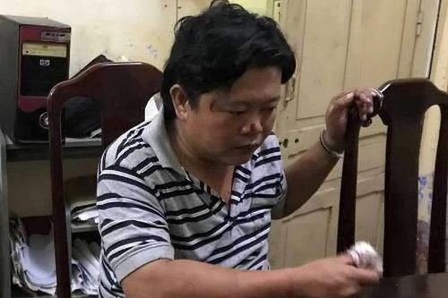 Hát hò gây ồn ào, một khách nhậu bị đâm chết tại nhà hàng