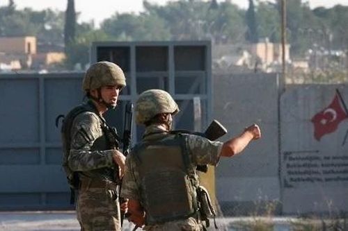 Thổ Nhĩ Kỳ pháo kích căn cứ quân sự Mỹ tại Syria