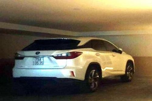 Tạm đình chỉ 2 cán bộ Công an để làm rõ việc cấp 'nhầm' biển số xe