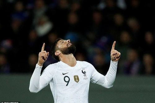 Giroud bừng sáng, Pháp thắng nghẹt thở Iceland