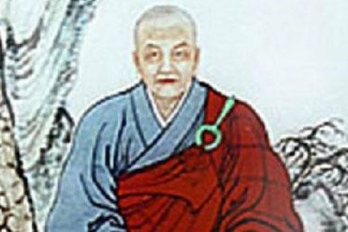 'Khi về mái tóc giắt đầy hoa...'