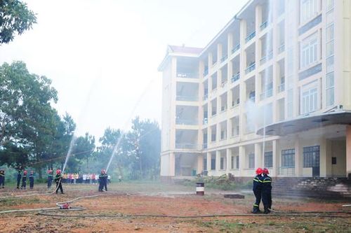 Diễn tập PCCC tại Phân hiệu Đại học Thái Nguyên