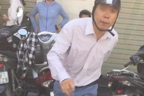 Chen ngang, tát phụ nữ ở cột ATM, người đàn ông bị phạt 2,5 triệu