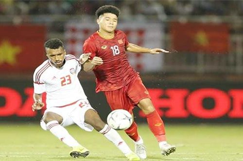Hà Đức Chinh ghi bàn, U22 Việt Nam cầm hòa U22 UAE