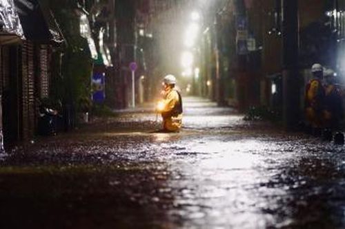 Thủ tướng gửi điện thăm hỏi về thiệt hại do cơn bão Hagibis gây ra tại Nhật Bản