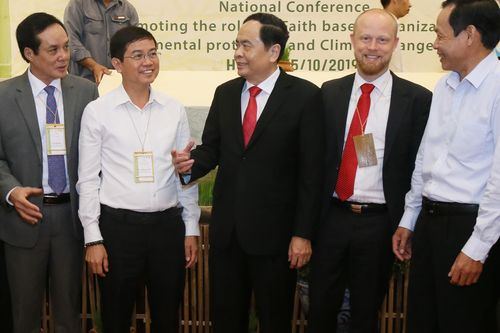 Phát huy vai trò các tôn giáo tham gia bảo vệ môi trường