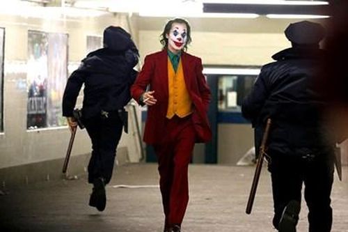 'Joker' giữ vững ngôi 'Vua phòng vé' Bắc Mỹ