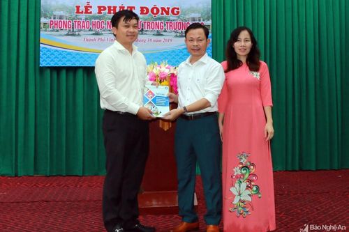 Mỗi trường tiểu học, THCS, THPT của tỉnh Nghệ An sẽ có một phòng học Ngoại ngữ