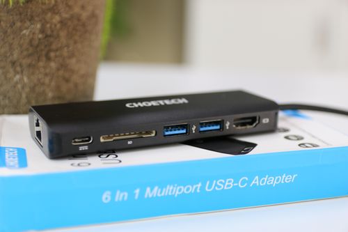 Đánh giá bộ chuyển đổi 6 trong 1 của Choetech dành cho laptop và smartphone