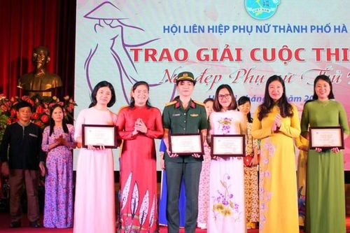 Biểu dương 10 sản phẩm sáng tạo của phụ nữ Thủ đô