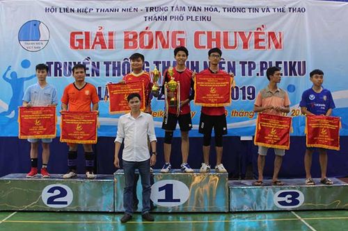 Pleiku: Bế mạc Giải Bóng chuyền truyền thống thanh niên