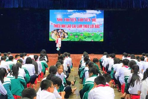 Nói chuyện chuyên đề 'Thiếu nhi Lào Cai làm theo lời Bác'