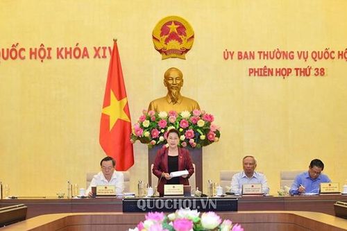 Nhiều vấn đề quan trọng được cho ý kiến tại phiên họp thứ 38 UBTV Quốc hội