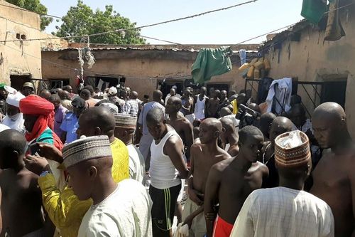 Cảnh sát Nigeria giải cứu hàng trăm học sinh khỏi 'trường học tra tấn'