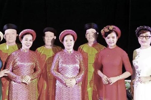 Nghệ sĩ 'tố' lãnh đạo tranh suất đi nước ngoài