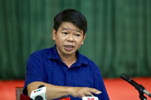 Ông Nguyễn Văn Tốn - Tổng giám đốc Cty nước sạch Sông Đà: 'Vâng! Xin lỗi!'