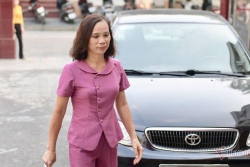 Tiêu cực điểm thi Hà Giang: 'Thầy Sử nhắc có con Bí thư Vinh thi'