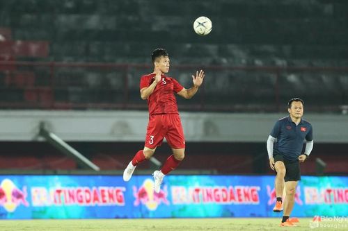 Những điểm nóng trên sân Kapten I Wayan Dipta khi ĐT Việt Nam gặp Indonesia