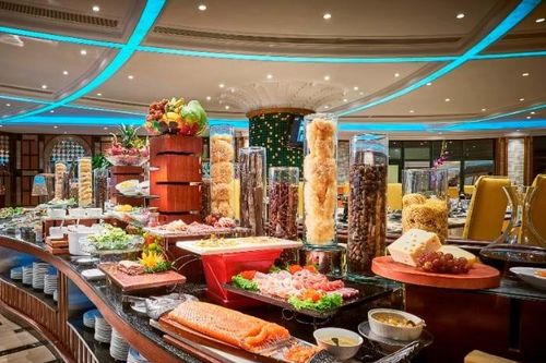 Windsor Plaza tổ chức buffet trưa và tối đặc biệt mừng Ngày Phụ nữ Việt Nam