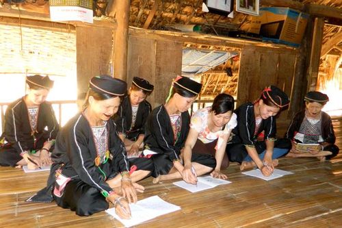 Cách làm hay xóa bất bình đẳng ở Minh Dân