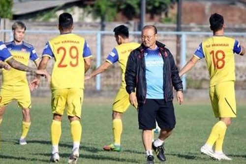 Trận Indonesia-Việt Nam: Hãy xem 'thầy Park' điều binh