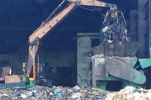 Người dân TP.HCM hưởng ứng thí điểm 'đổi rác thành gạo, thành tiền'