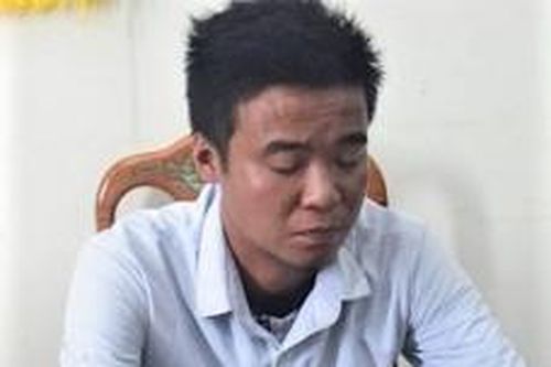 Kẻ mang lệnh truy nã bị bắt khi về thăm gia đình