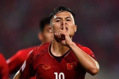 HLV Darby: 'Việt Nam có thể gây sốc cho UAE khi được đá ở Mỹ Đình'