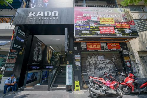 Nhà mặt phố quận Hoàn Kiếm rao bán hơn nửa tỷ đồng/m2, cao hơn quận 1